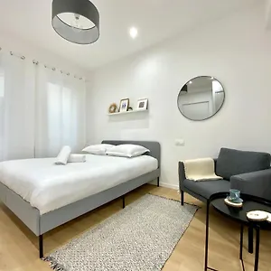Appartement Le Victor Hugo - Studio Avec Parking # Hypercentre, Toulouse